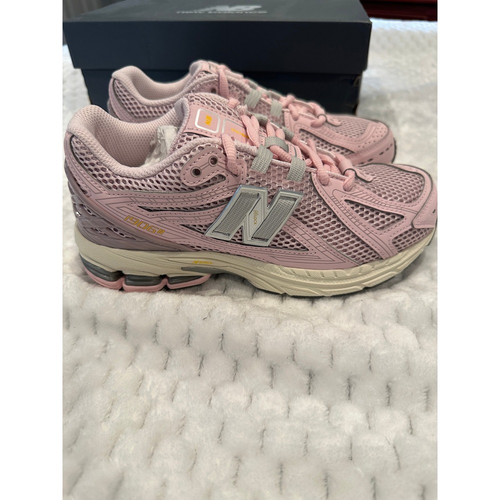 New Balance 1906R Pink Purple Rose Violet Sneakers GC1906CK Kids 4 Womens 5.5 - Picture 3 of 11